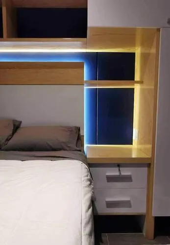 Modern Artist Apt., Overlooking Parque Espana Apartamento