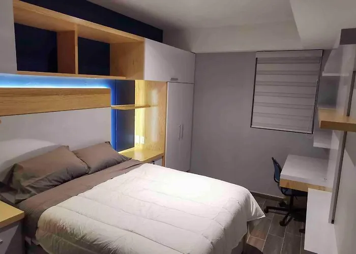 Apartamento Modern Artist Apt., Overlooking Parque Espana