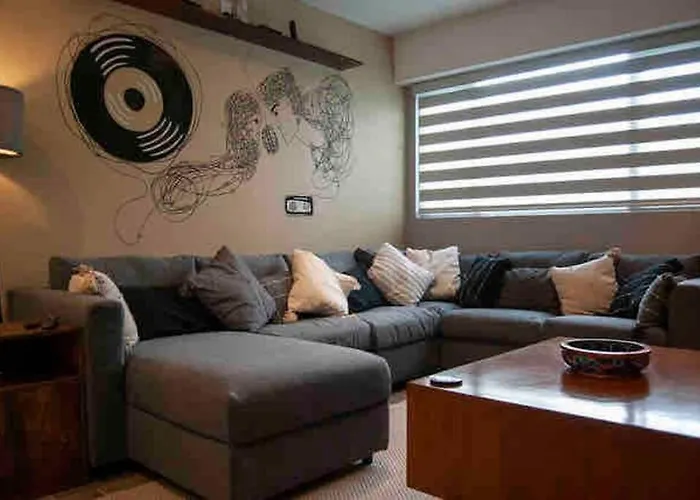 Apartamento Modern Artist Apt., Overlooking Parque Espana