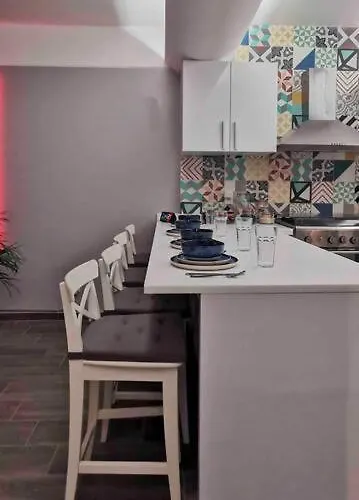 Apartamento Modern Artist Apt., Overlooking Parque Espana